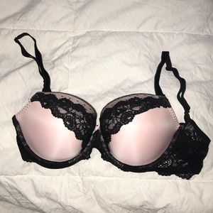 Pink and black Victoria’s Secret 36D